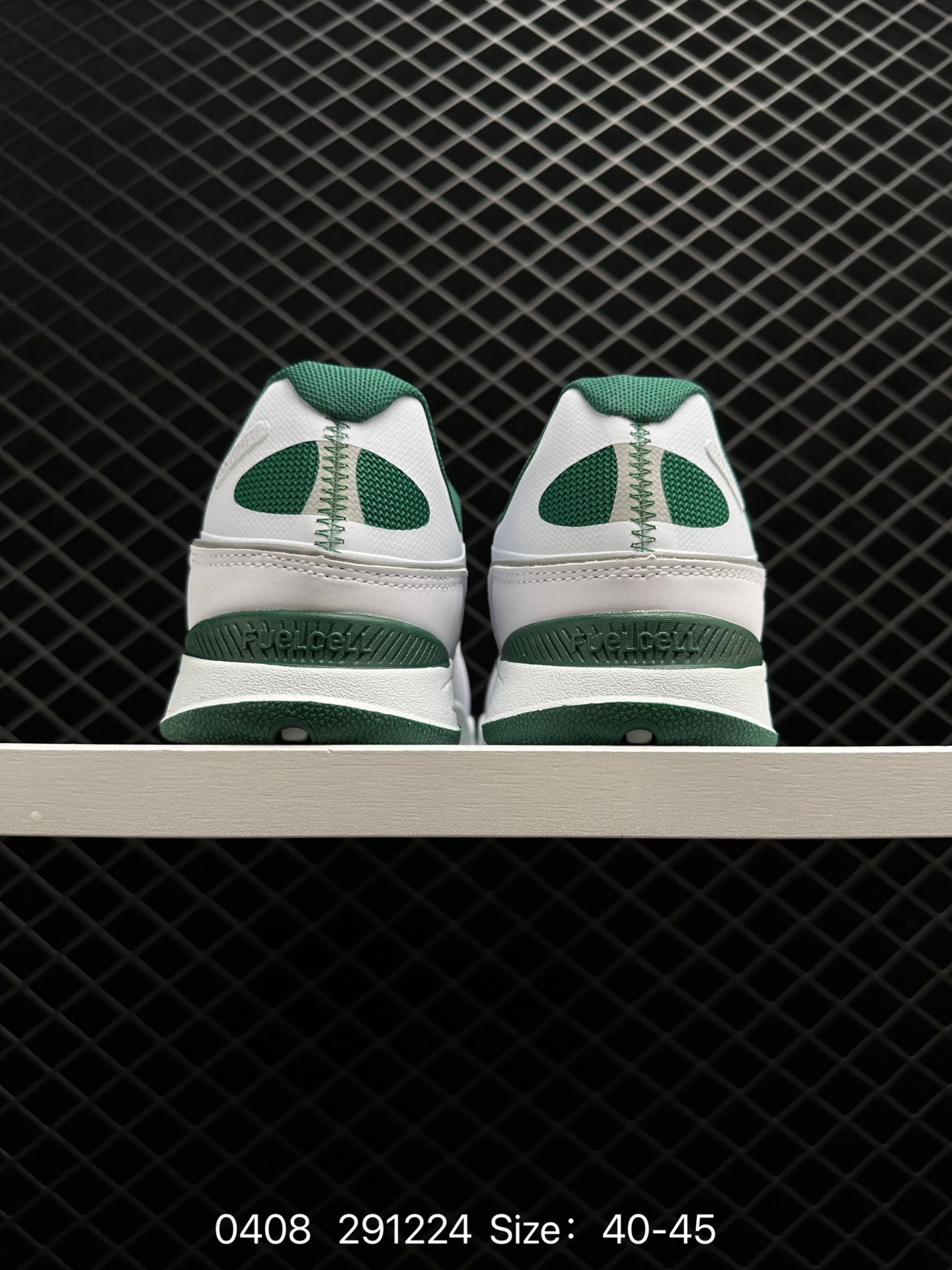 New Balance NM1010BR